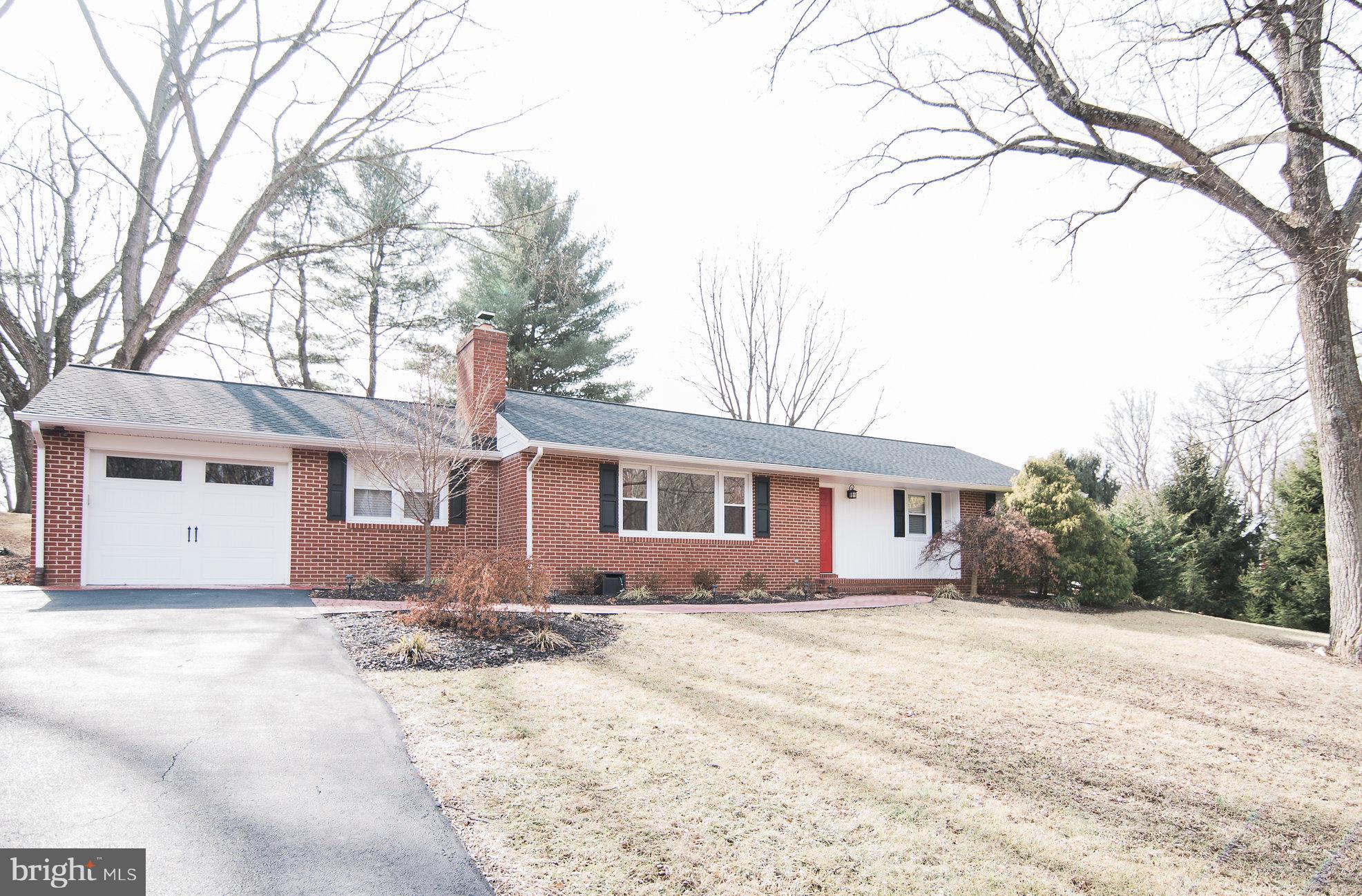 LAURELBROOK - Residential