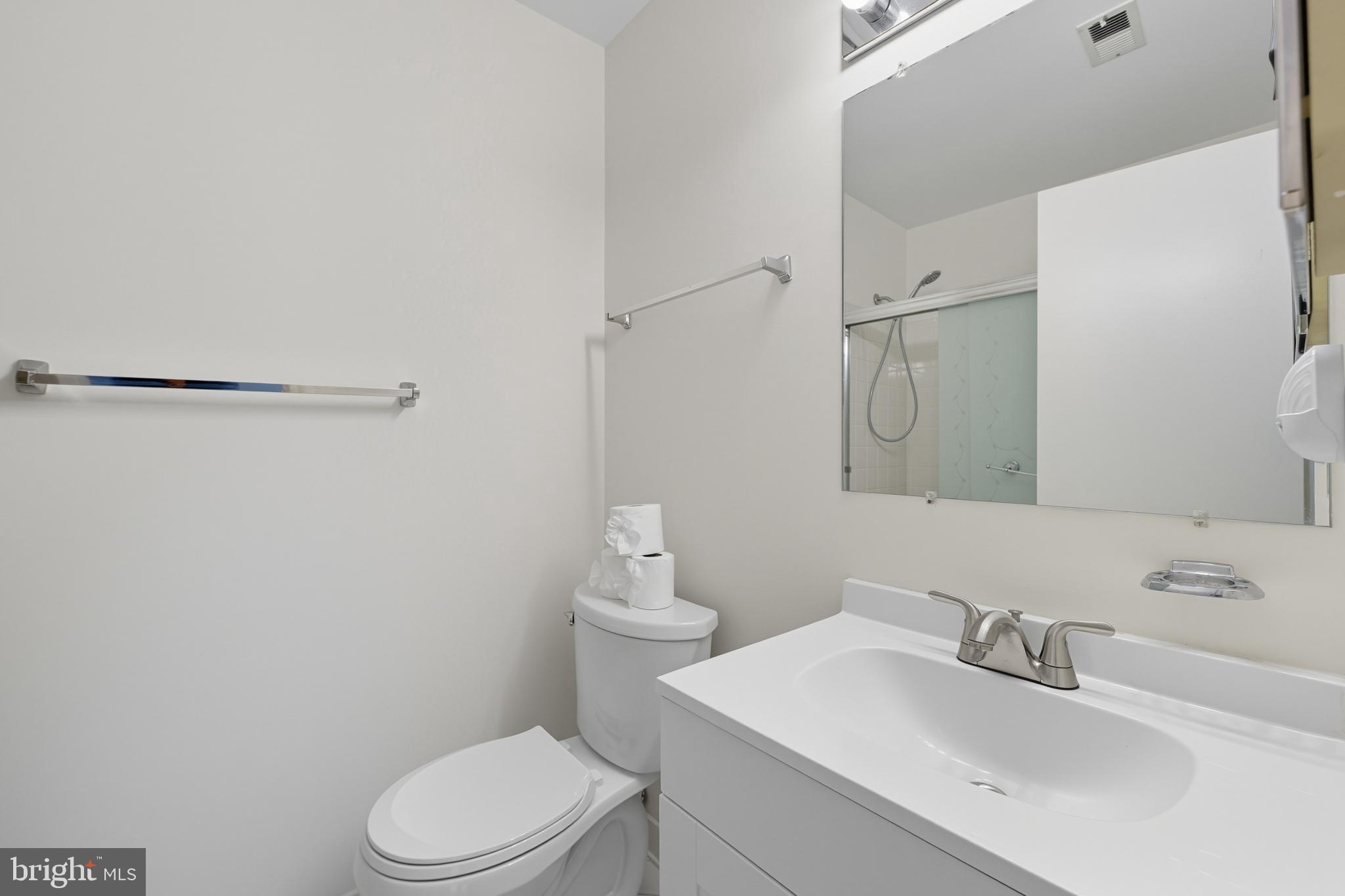 CALVERTON - Residential