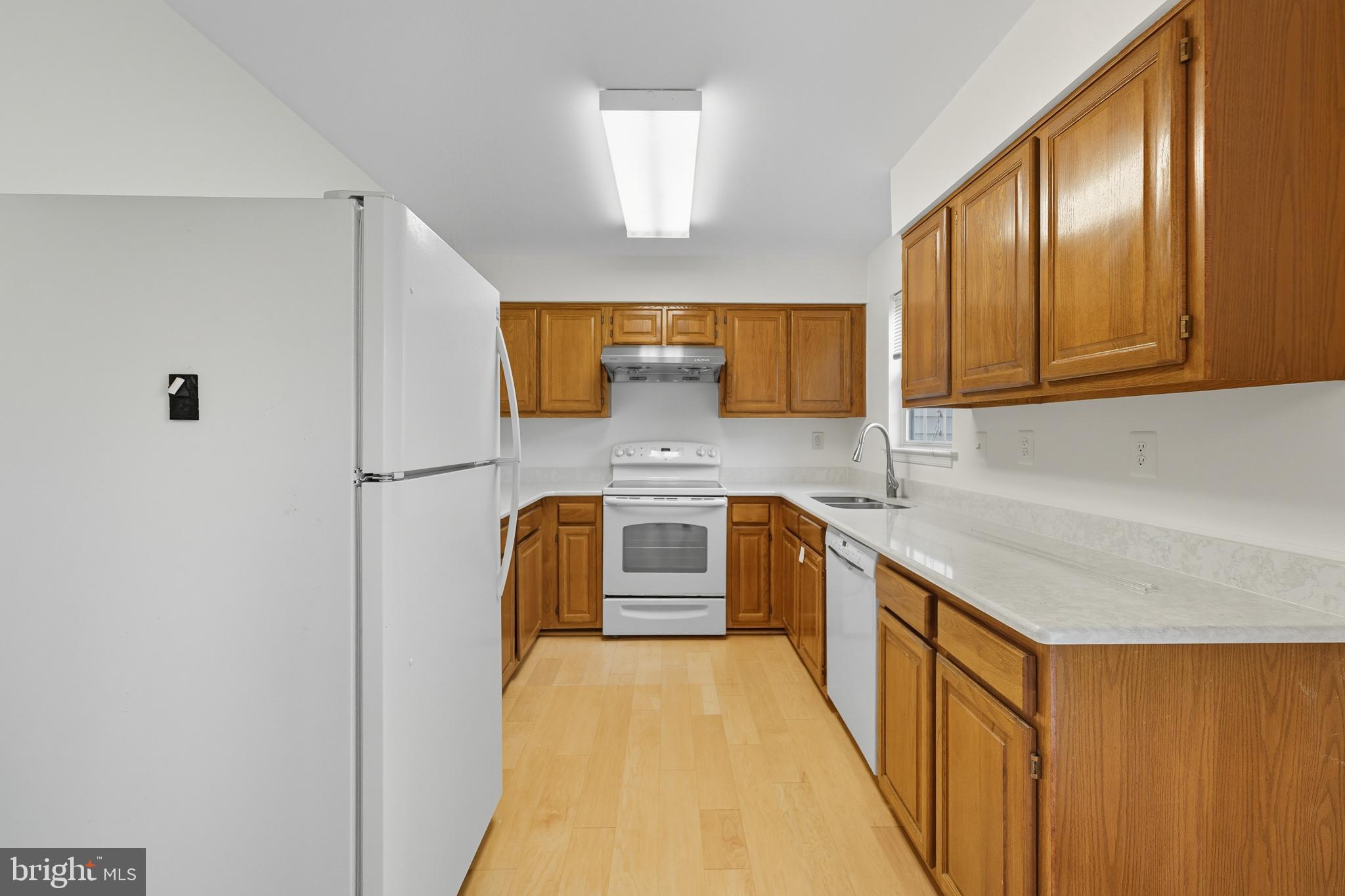 CALVERTON - Residential