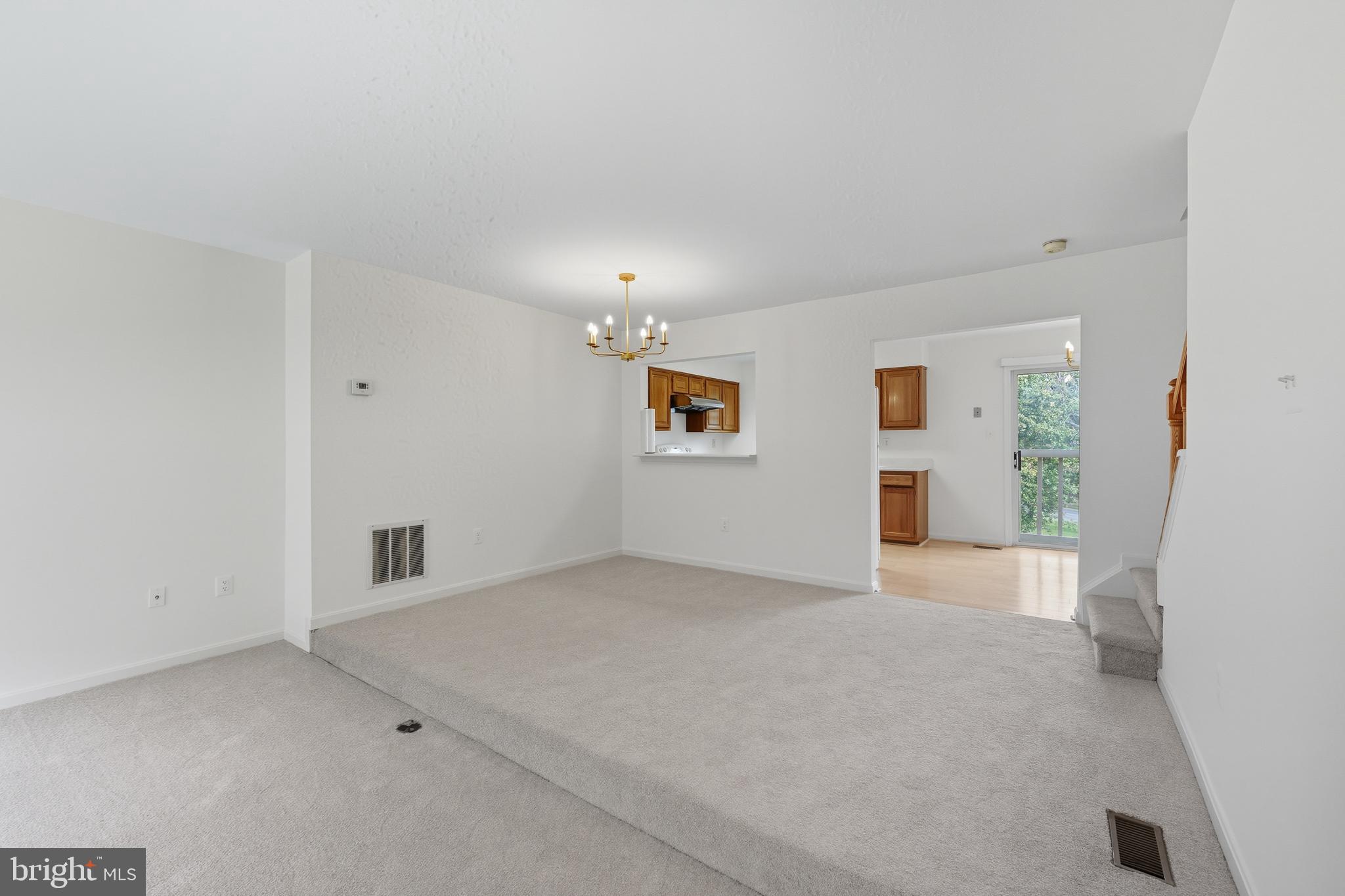 CALVERTON - Residential