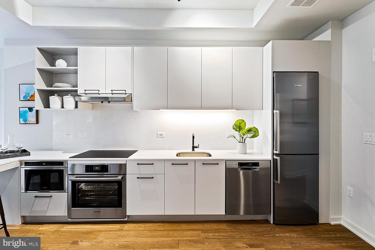 1625 ECKINGTON PLACE NE PH205