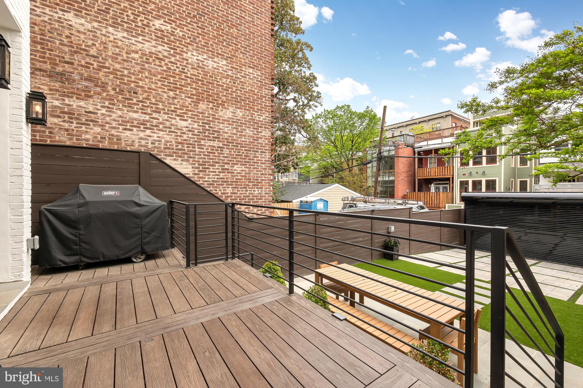 DUPONT CIRCLE - Residential