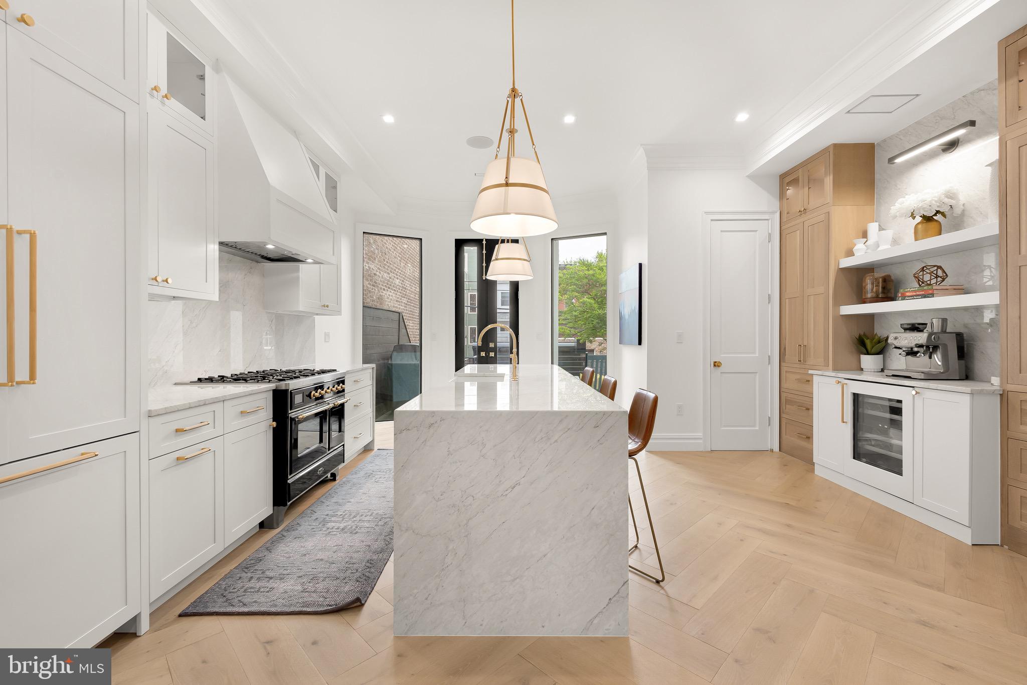 DUPONT CIRCLE - Residential