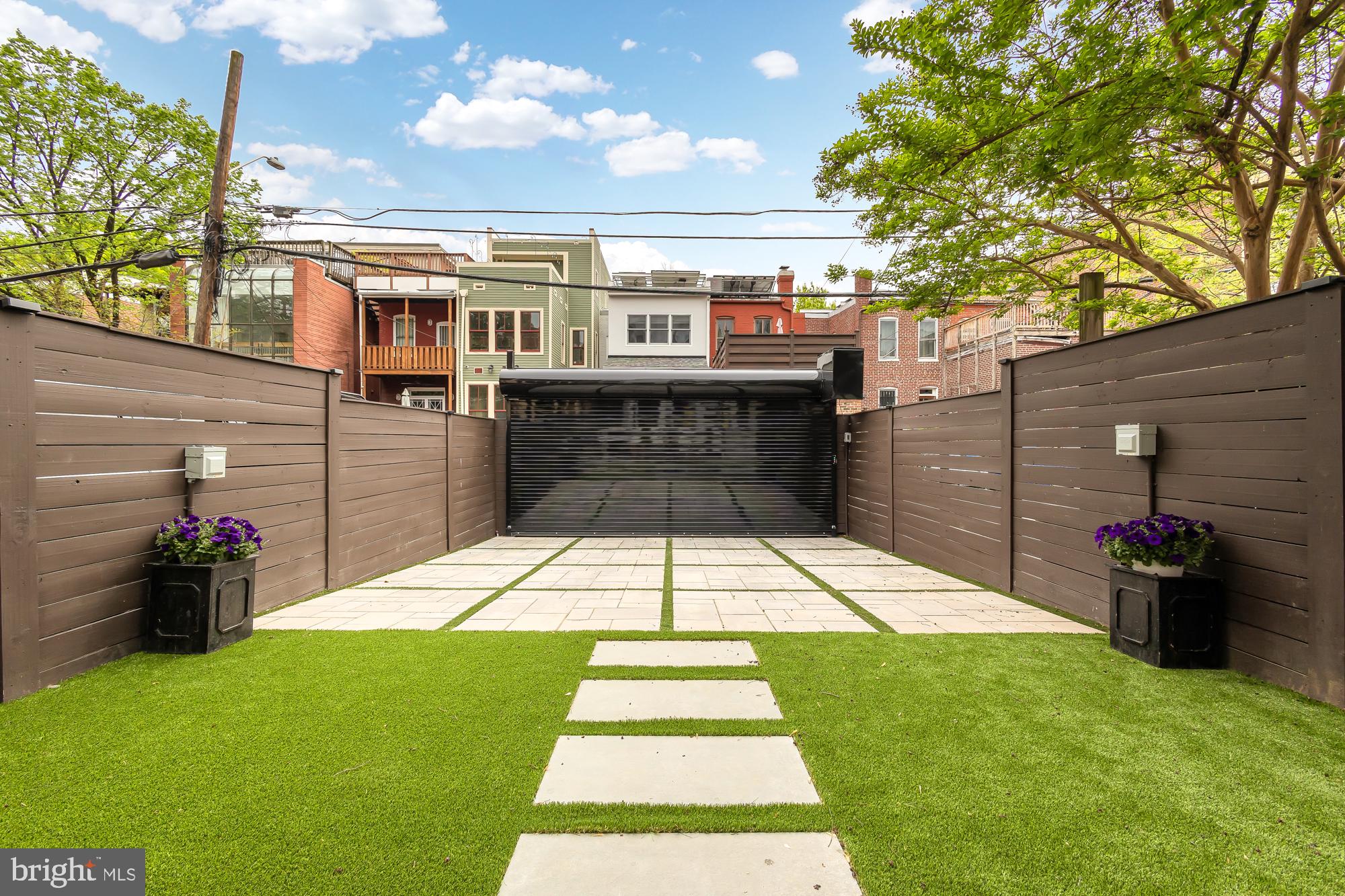 DUPONT CIRCLE - Residential