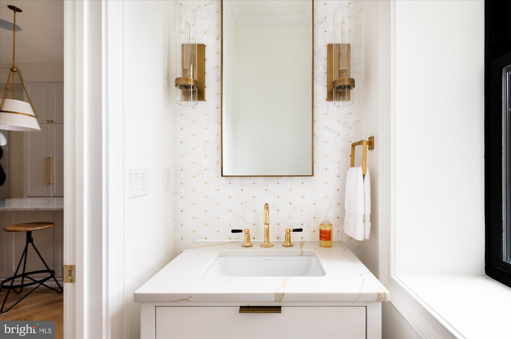 DUPONT CIRCLE - Residential