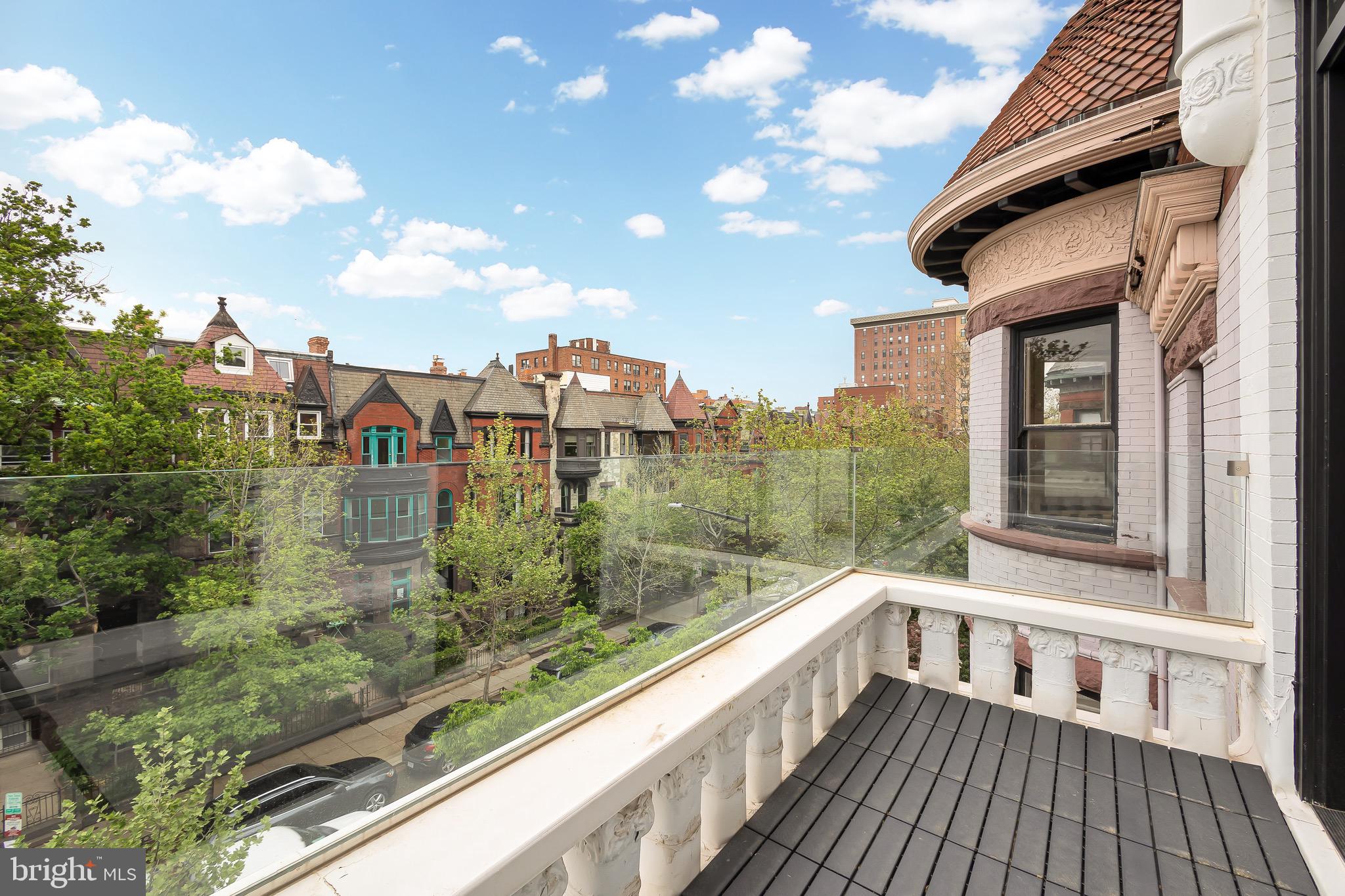 DUPONT CIRCLE - Residential