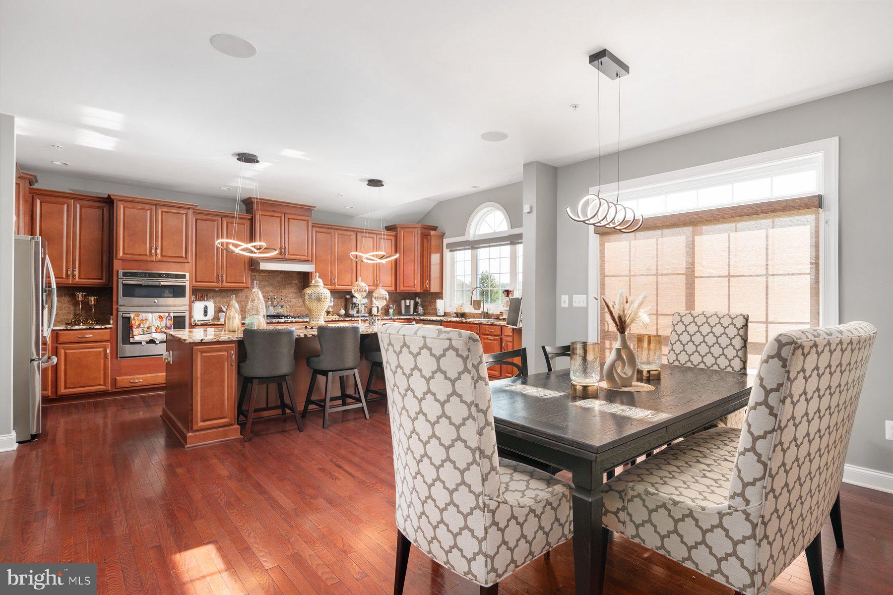 4506 CROSS COUNTRY TERRACE