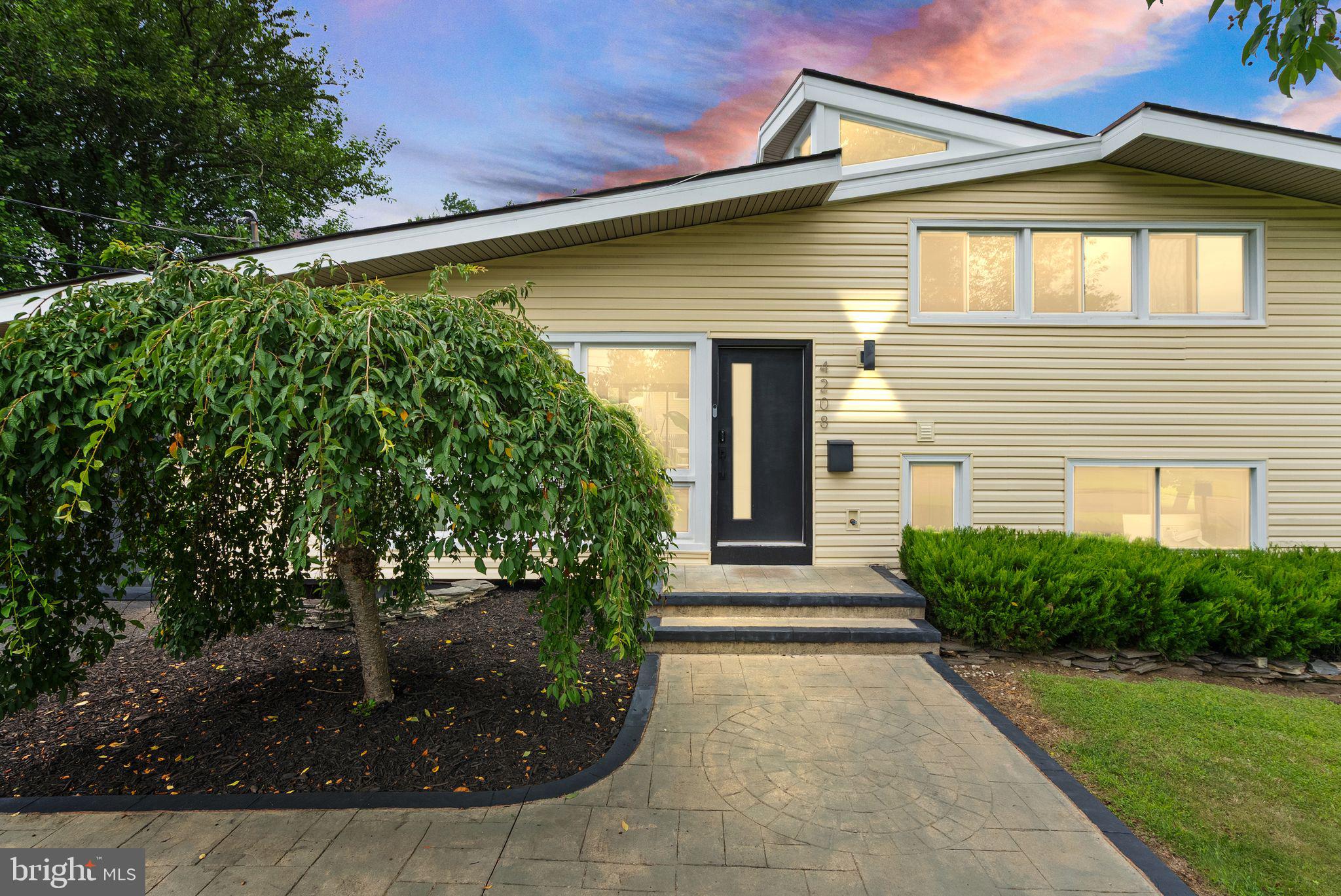 4208 JAVINS DRIVE