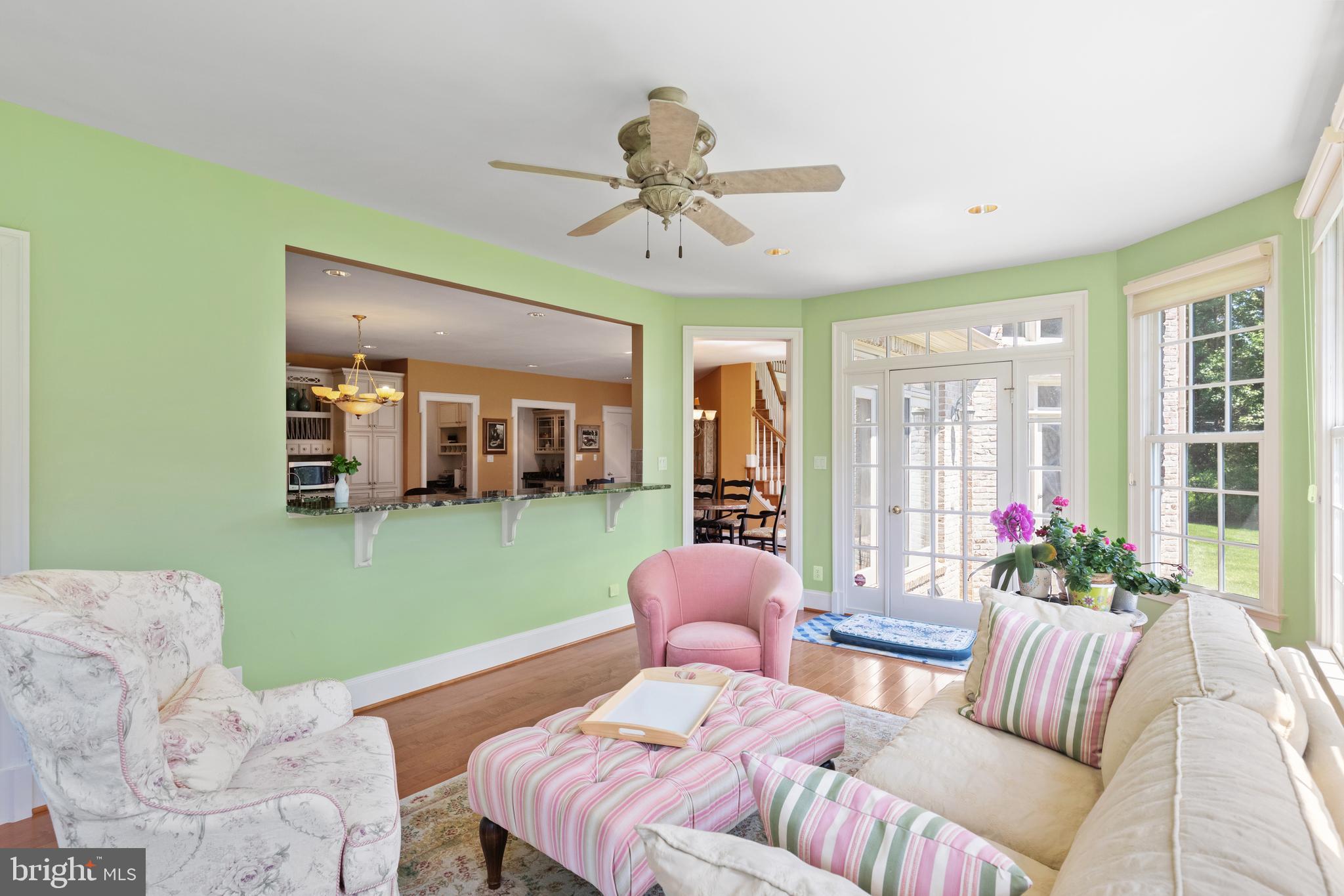 FOXHALL OF MCLEAN - Residential