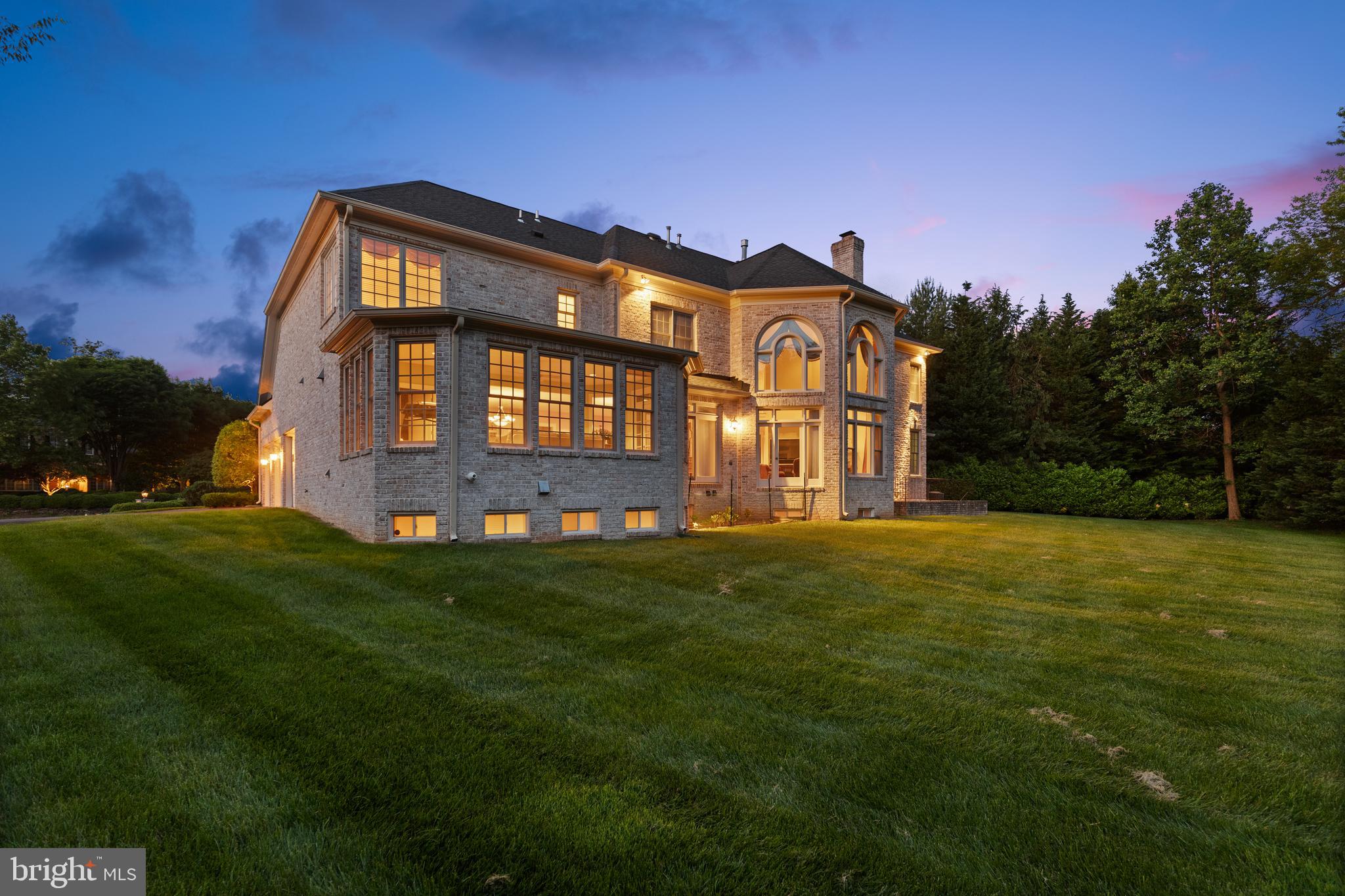 FOXHALL OF MCLEAN - Residential