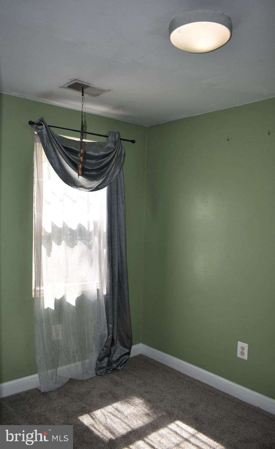 HIGHLAND AT LANDOVER STATION - Residential Lease