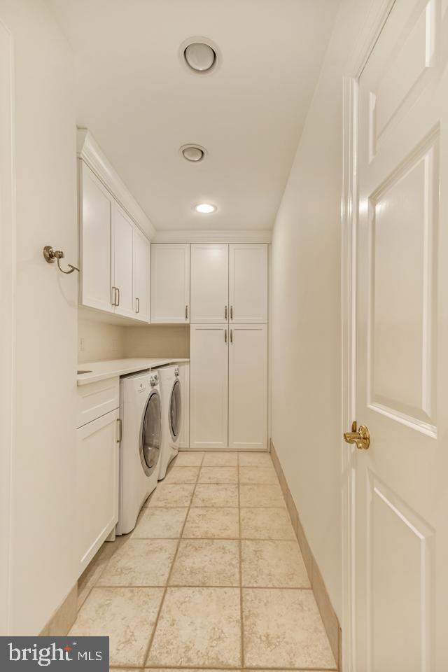 COLONY HILL - Residential