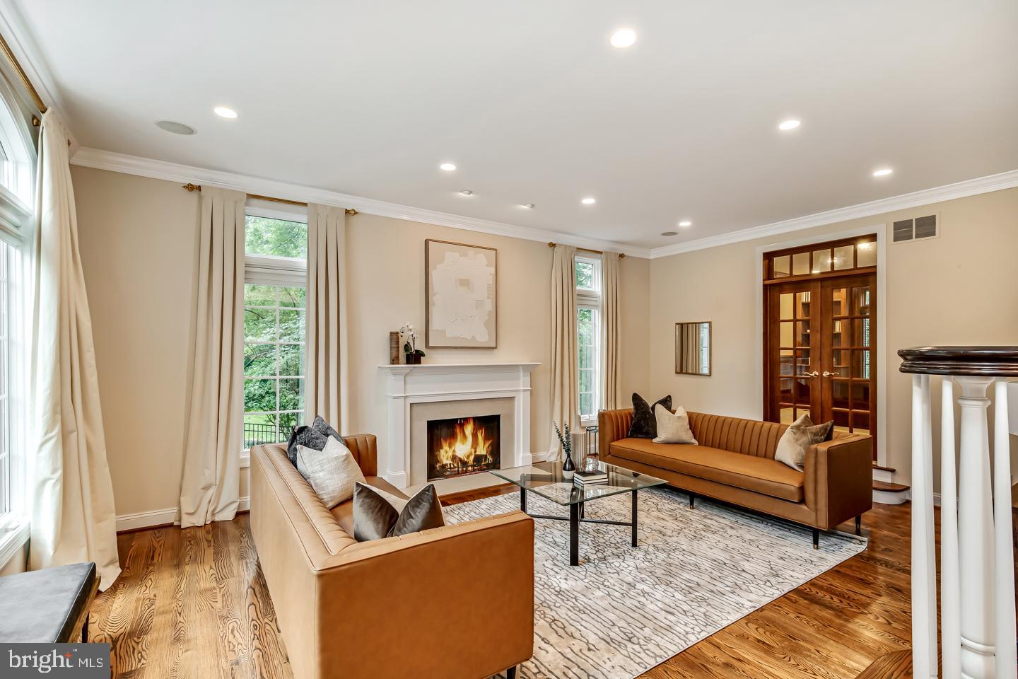 COLONY HILL - Residential