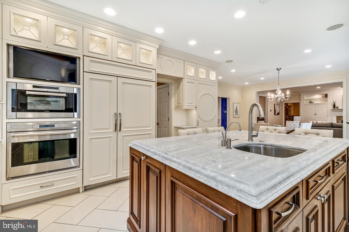 COLONY HILL - Residential