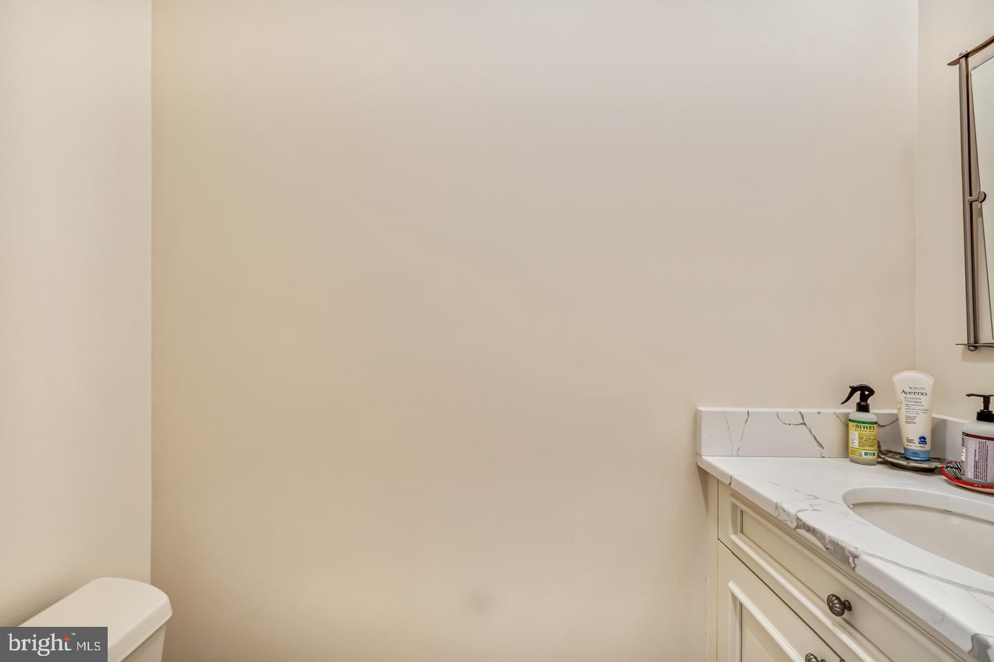 COLONY HILL - Residential