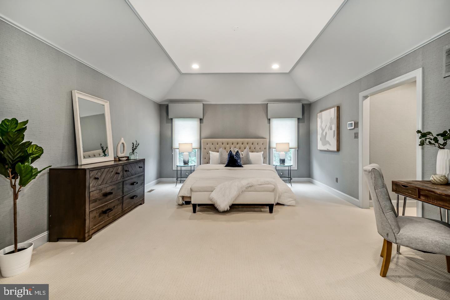 COLONY HILL - Residential