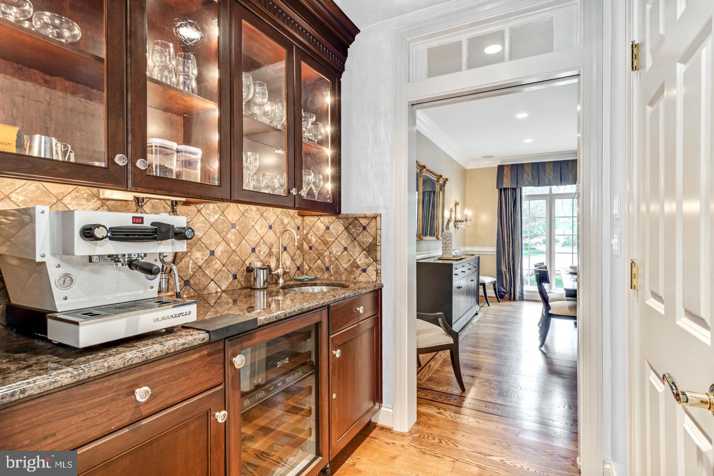 COLONY HILL - Residential