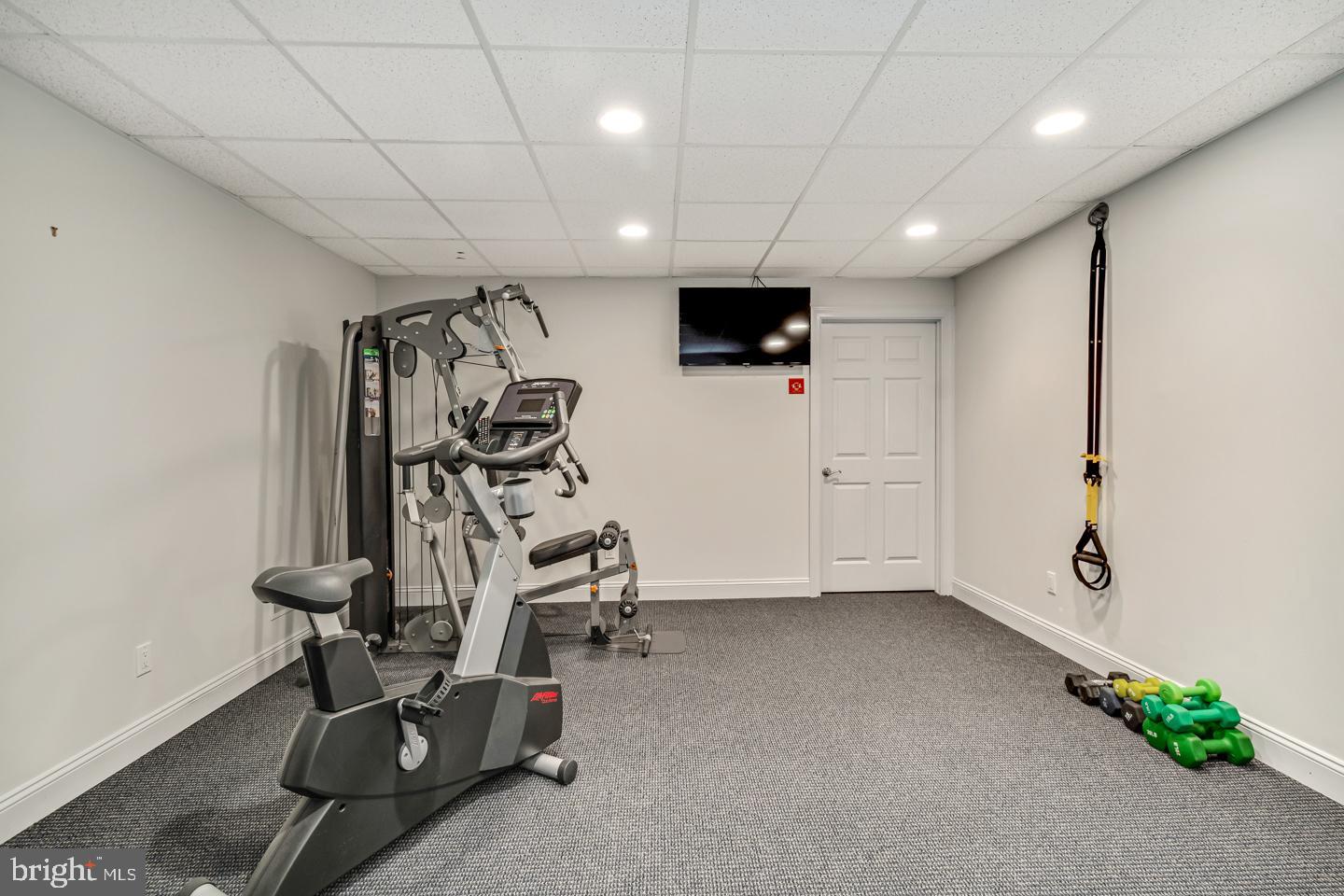 COLONY HILL - Residential