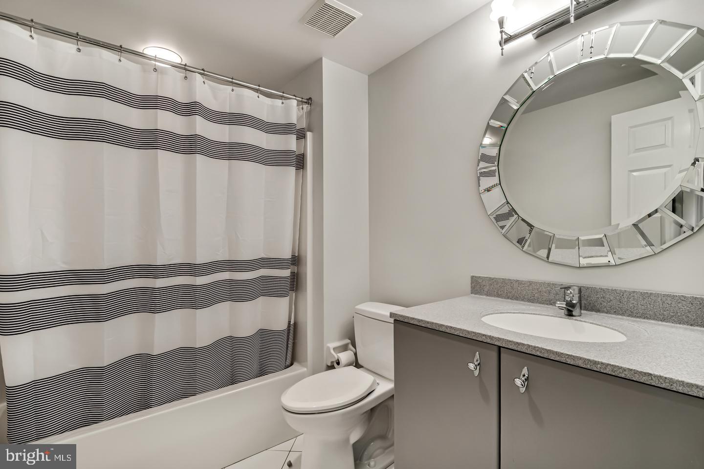 COLONY HILL - Residential