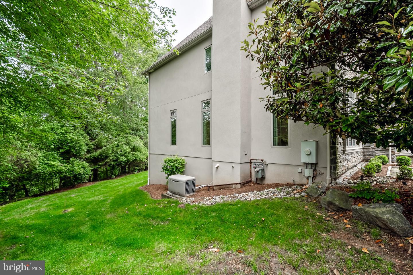 COLONY HILL - Residential