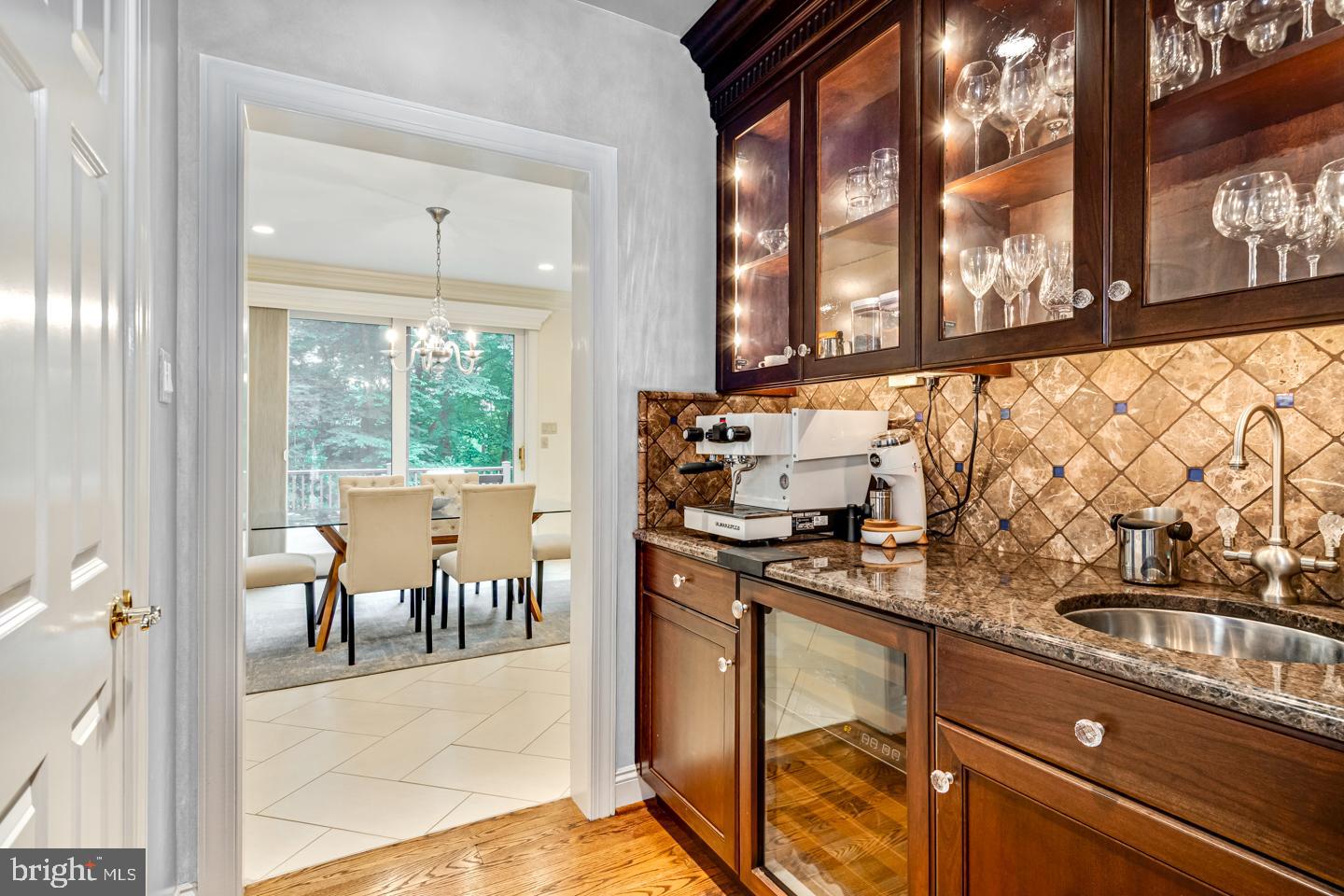 COLONY HILL - Residential