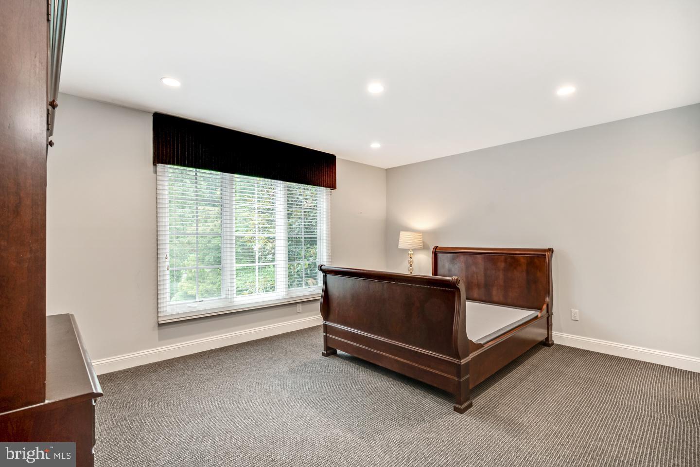 COLONY HILL - Residential