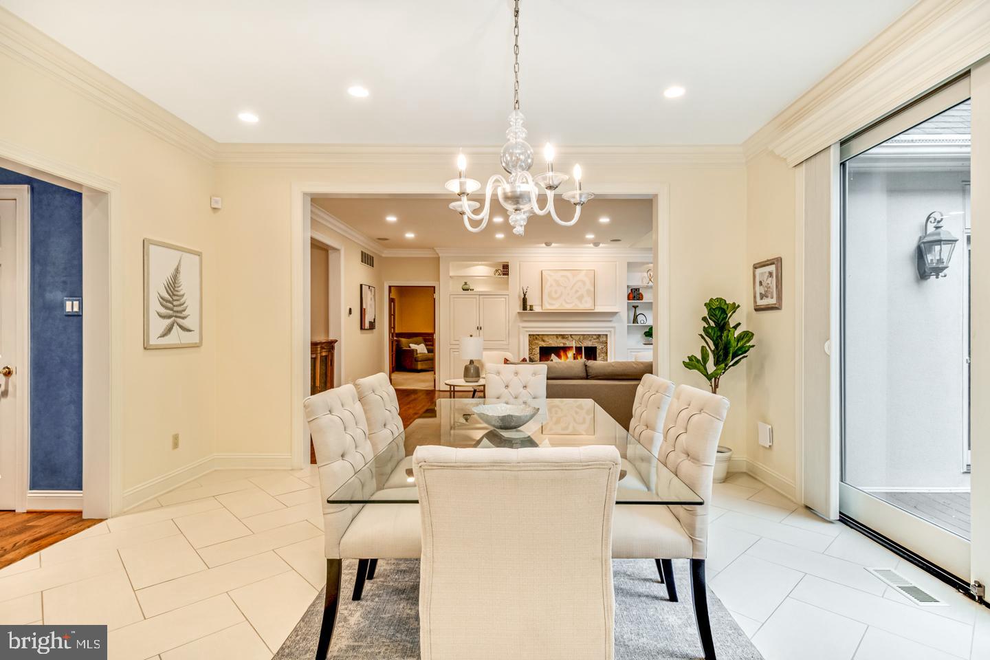 COLONY HILL - Residential