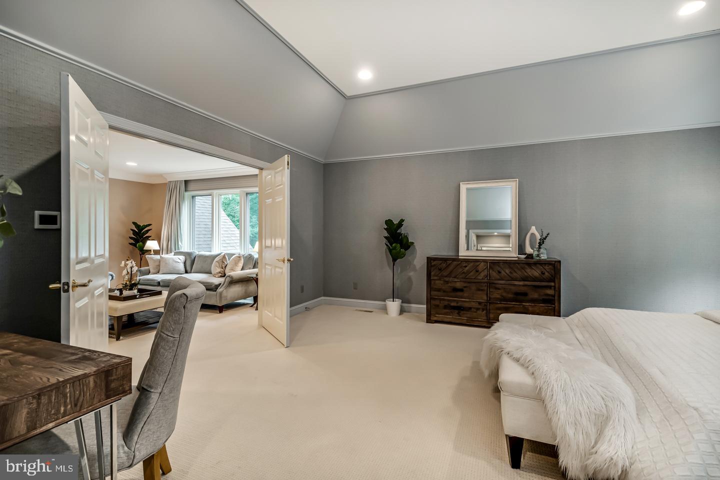 COLONY HILL - Residential