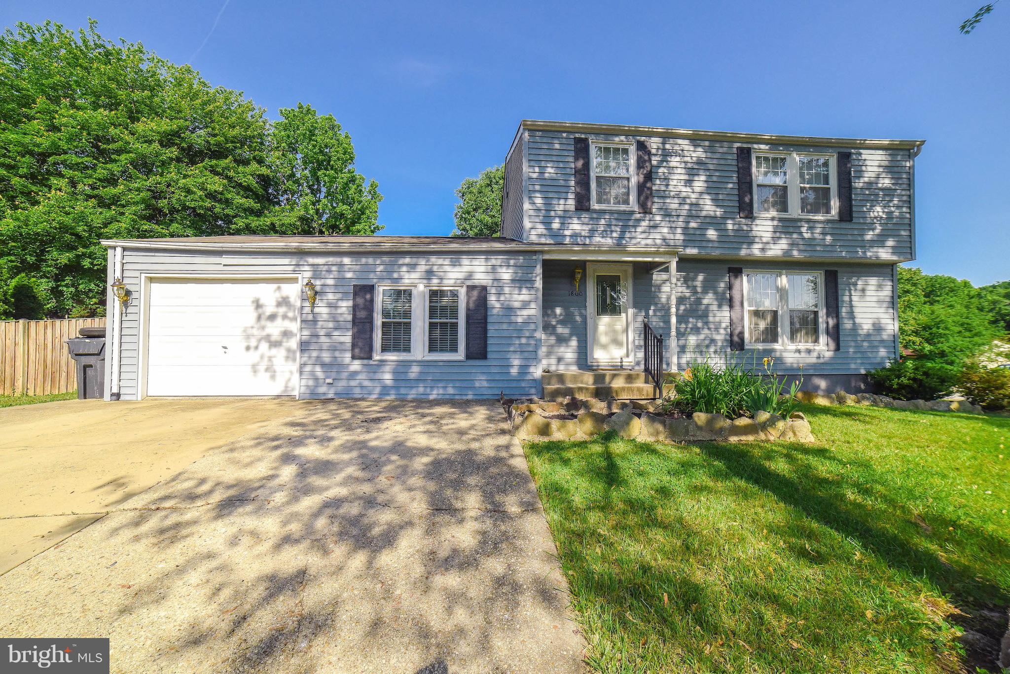 Pack your bags!! Colonial with basement and 1 car garage. Open kitchen & eat in area. Large living room. 4 spacious bedrooms. Screened porch off the back...overlooks fenced in level backyard. Great location for commuters. Better hurry...this one won't last long!