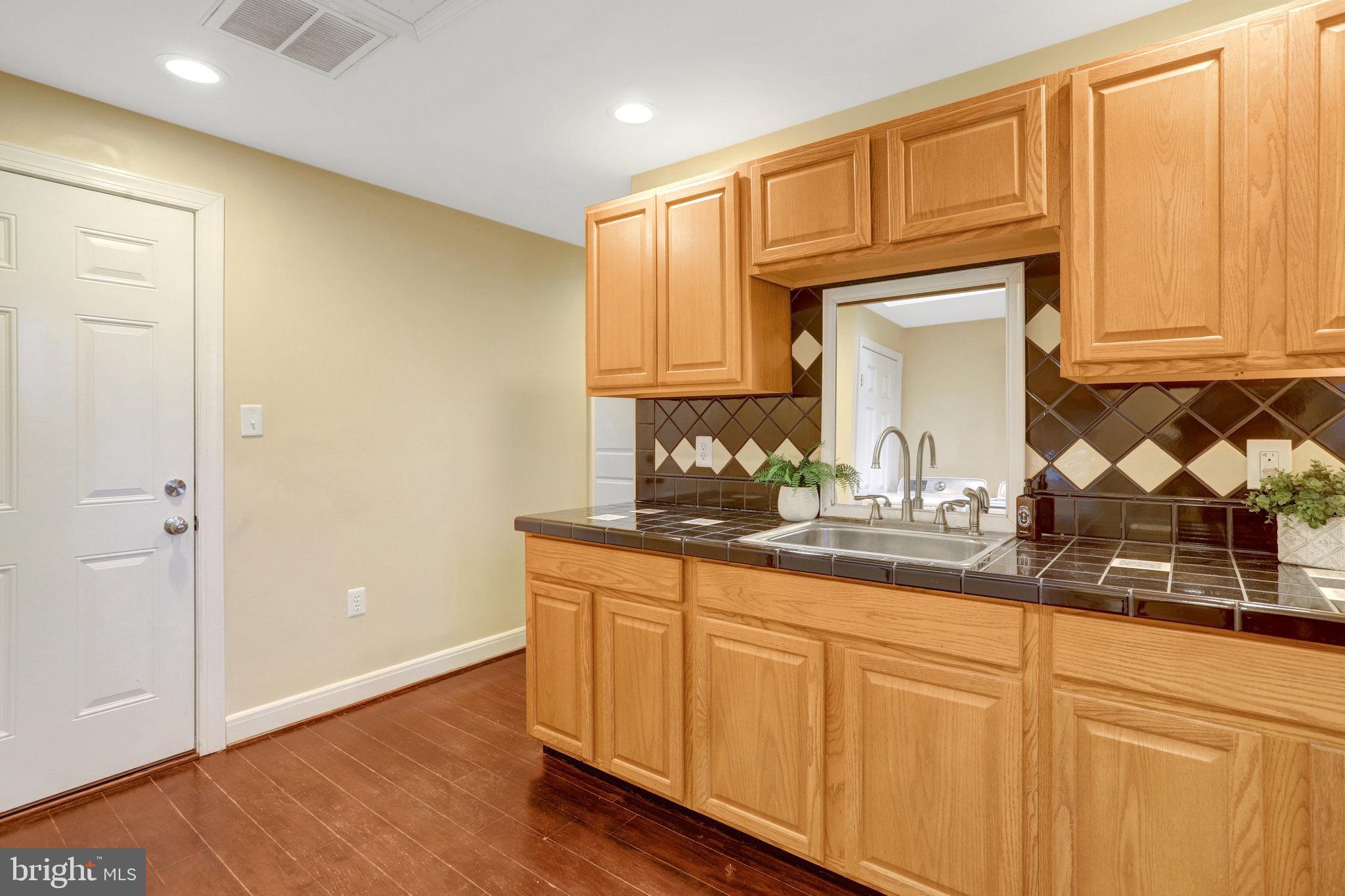 SOUTHERLAND SUB - Residential