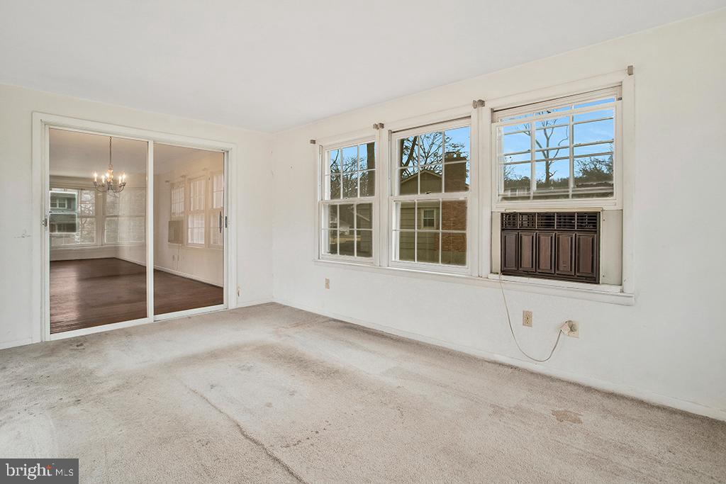 WHITEHURST - Residential