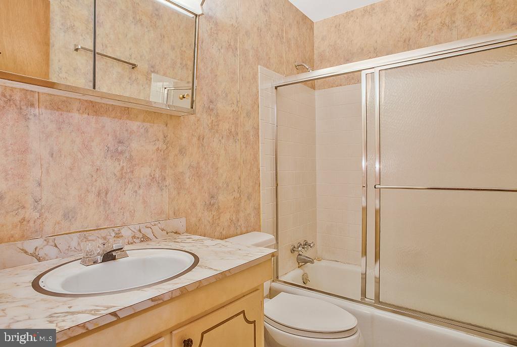 WHITEHURST - Residential