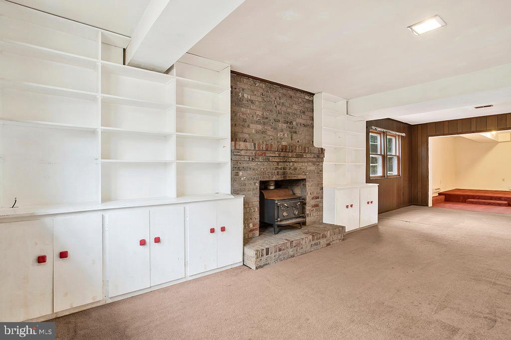 WHITEHURST - Residential