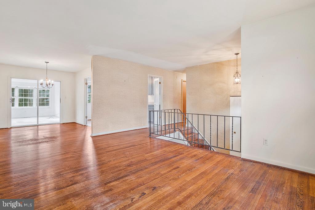 WHITEHURST - Residential