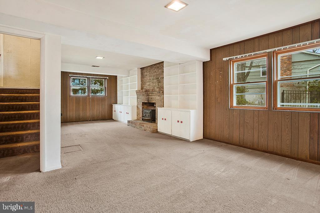 WHITEHURST - Residential