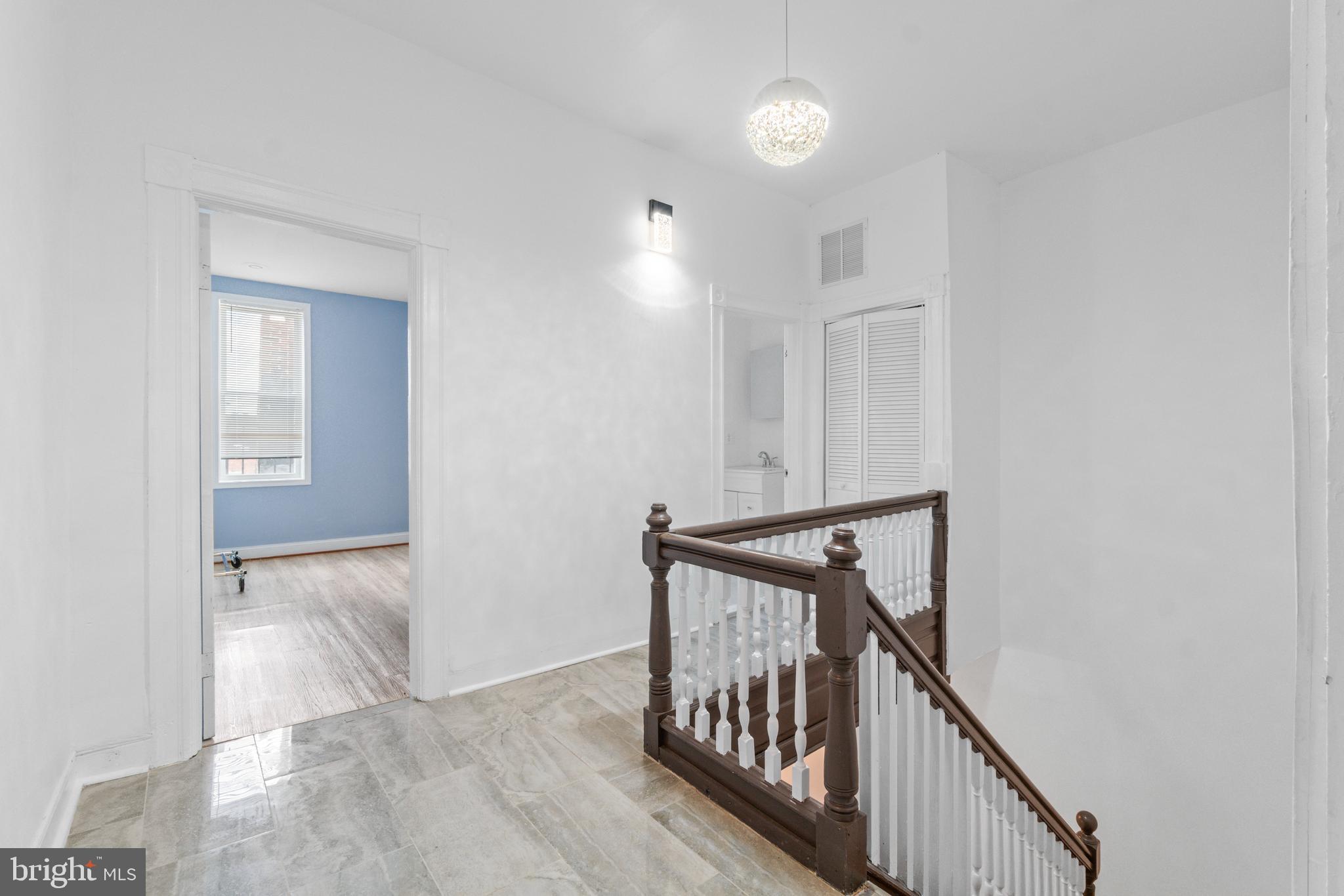 RESERVOIR HILL - Residential