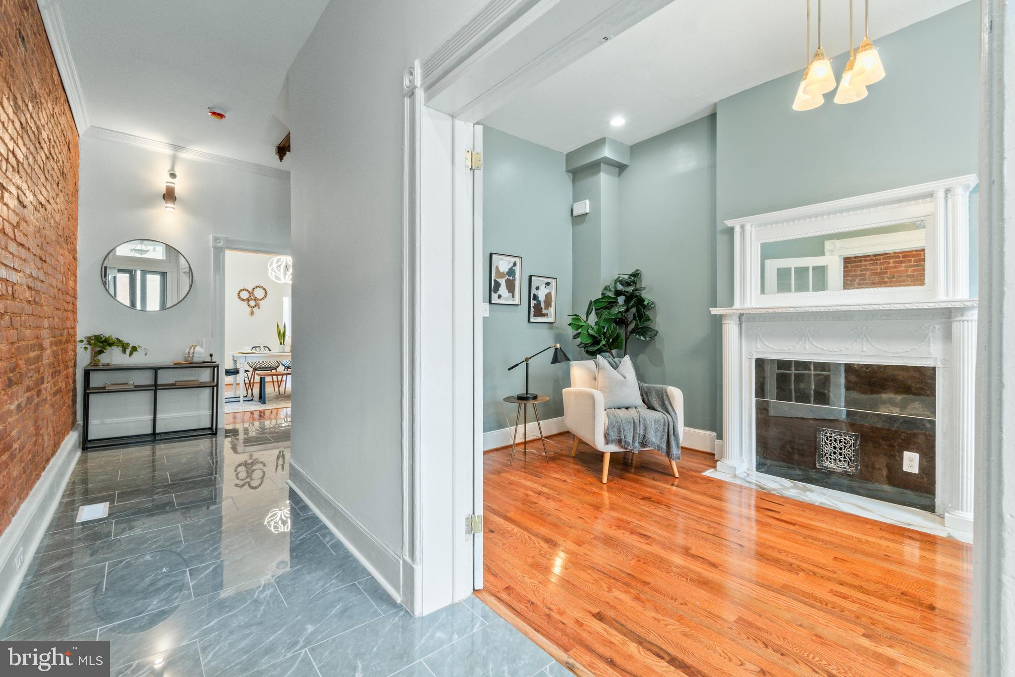 RESERVOIR HILL - Residential