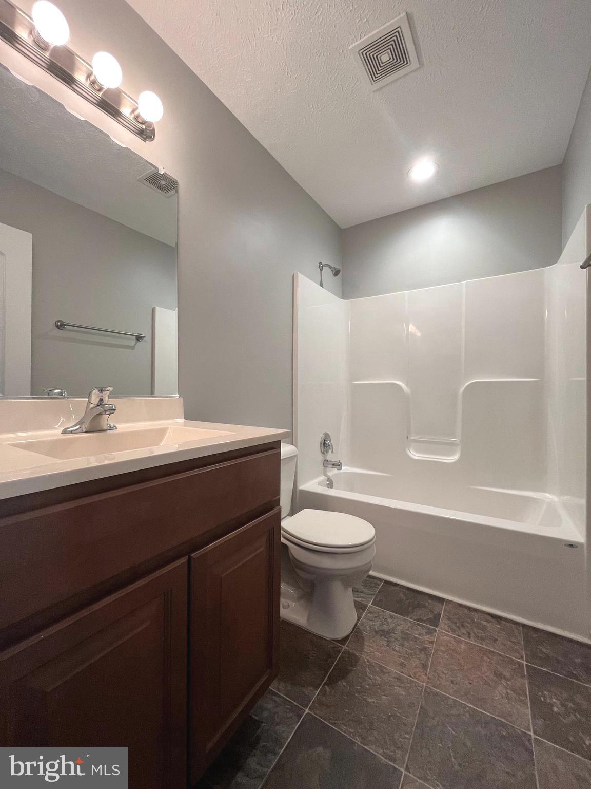 PEBBLE RIDGE - Residential