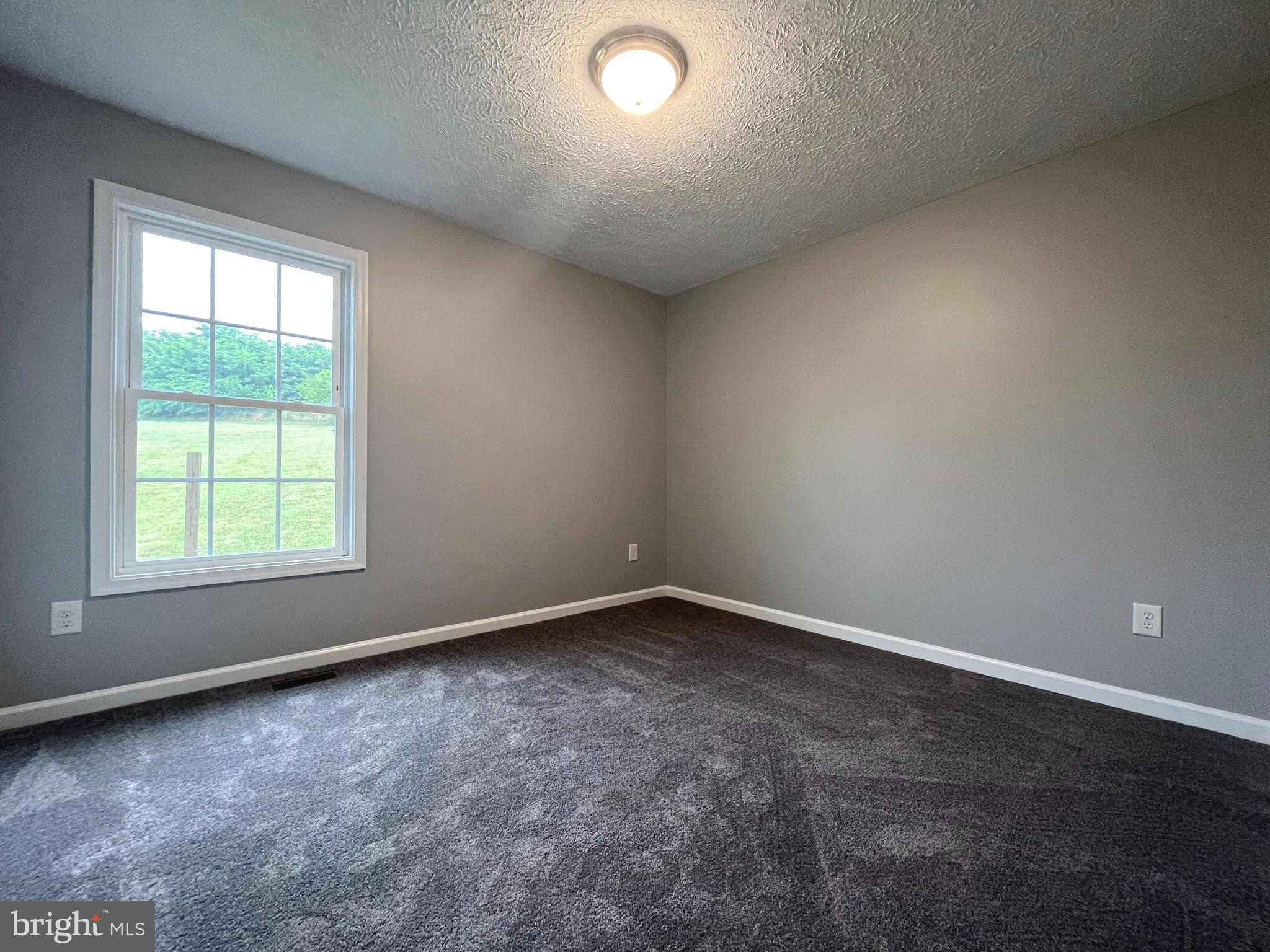 PEBBLE RIDGE - Residential