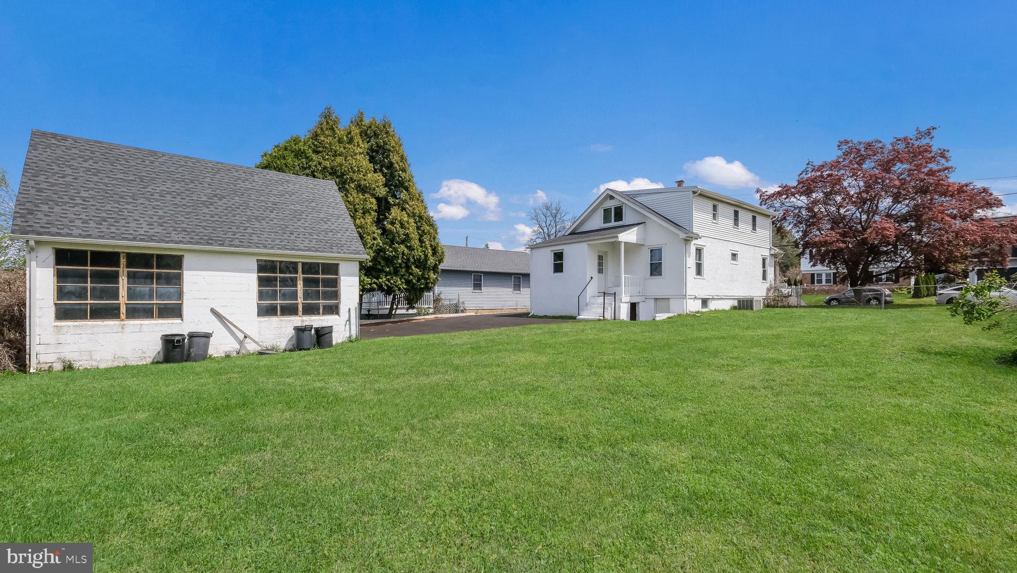 WILLOW WOODS - Residential