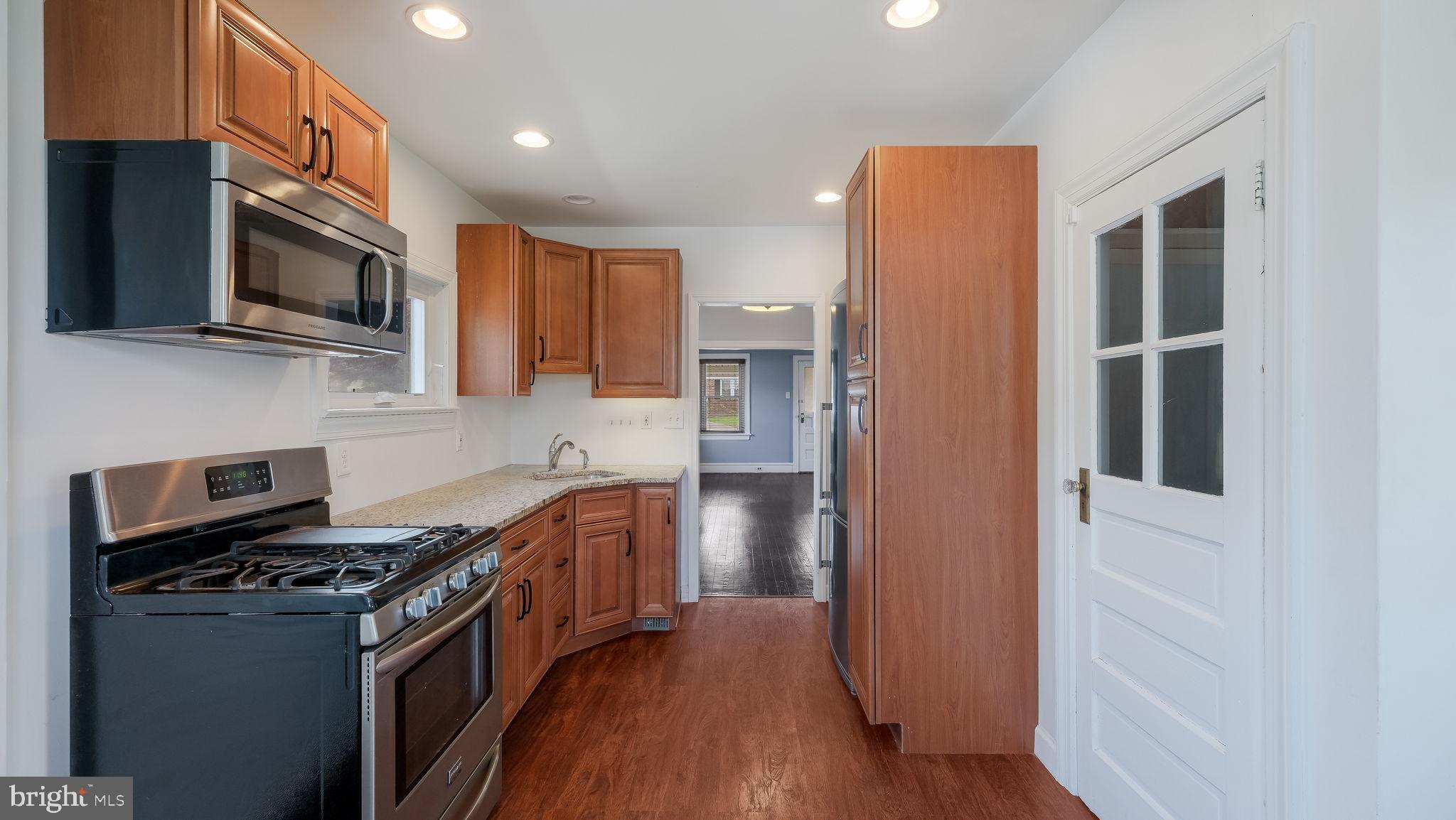 WILLOW WOODS - Residential