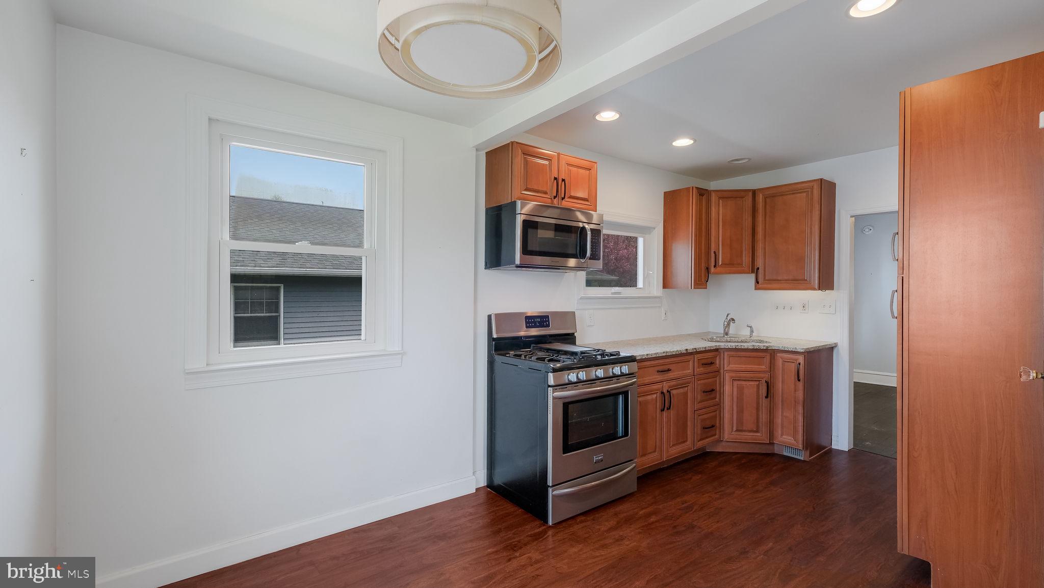 WILLOW WOODS - Residential