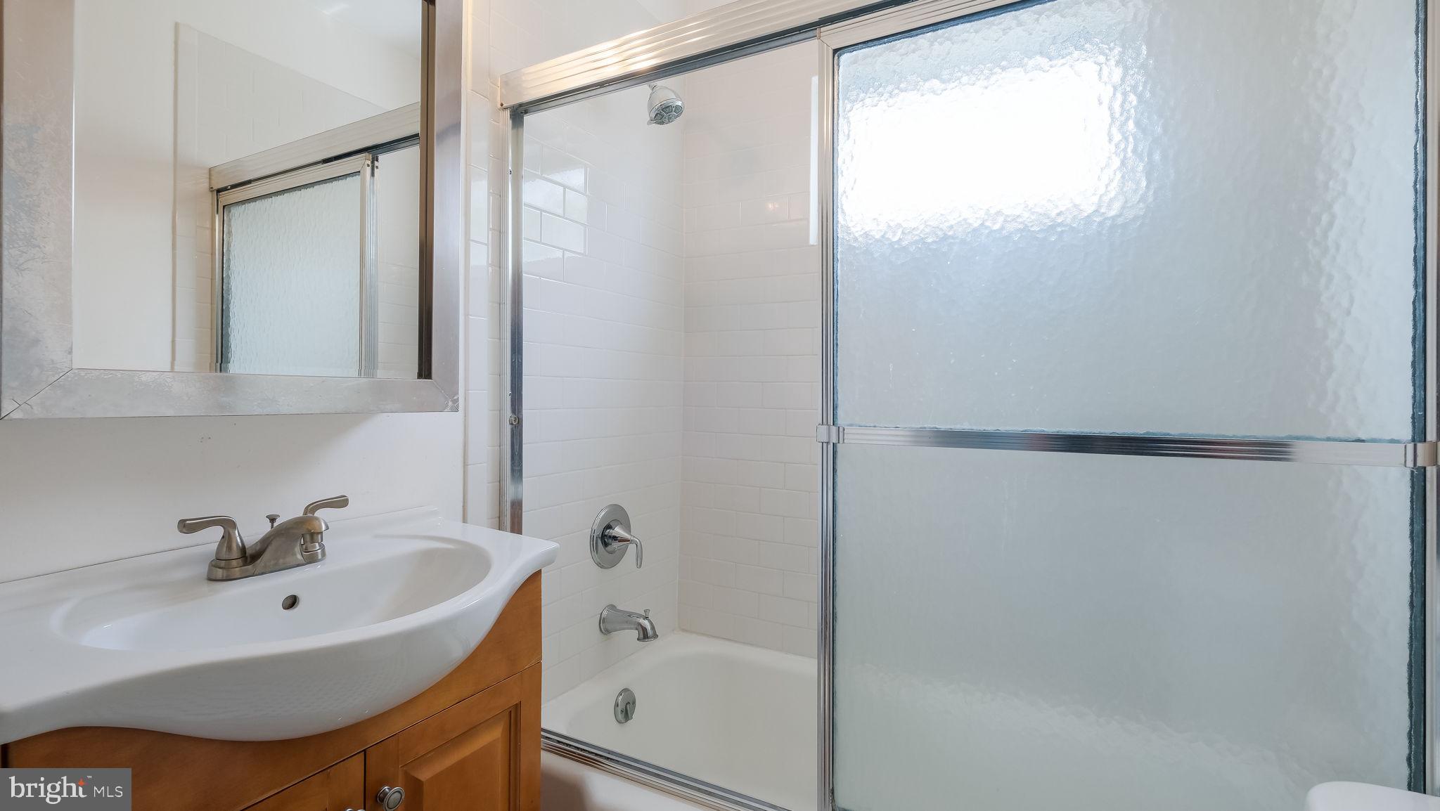 WILLOW WOODS - Residential