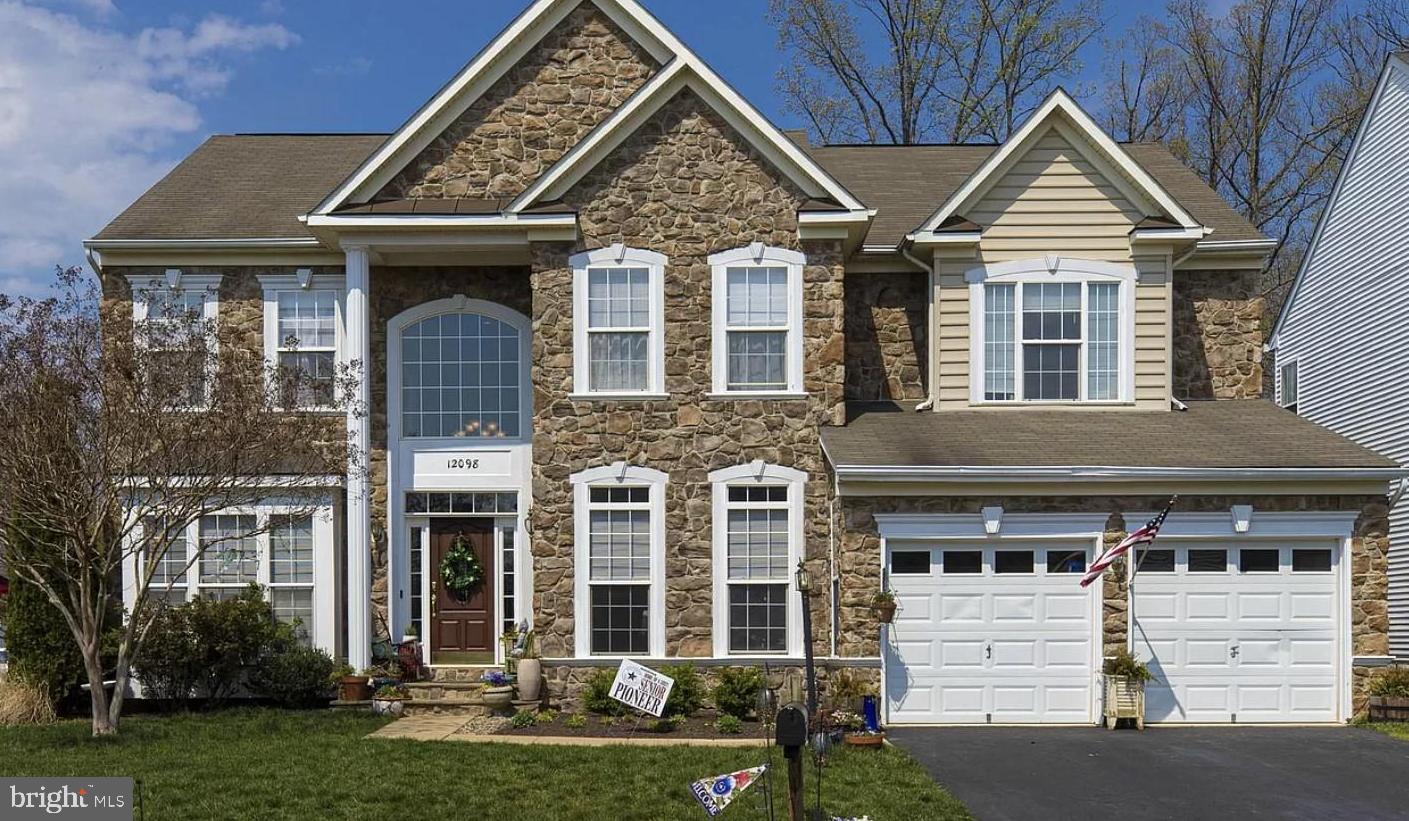 BROAD RUN OAKS - Residential Lease