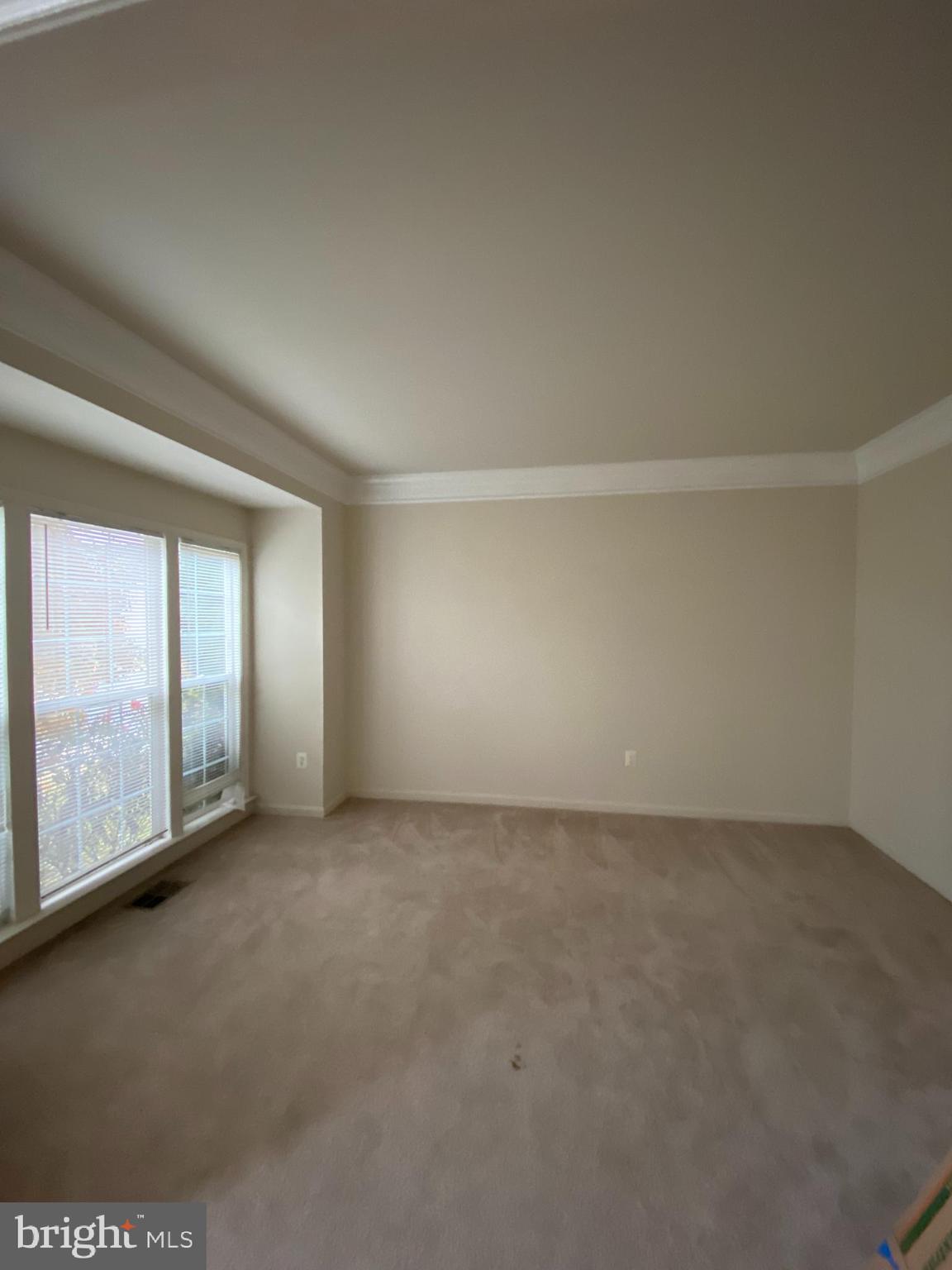 BROAD RUN OAKS - Residential Lease