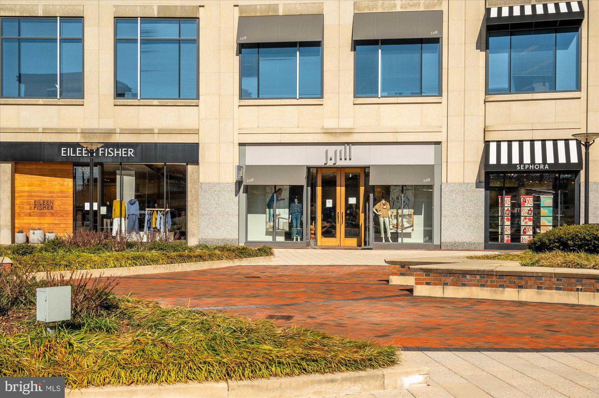 FRIENDSHIP HEIGHTS - Residential Lease