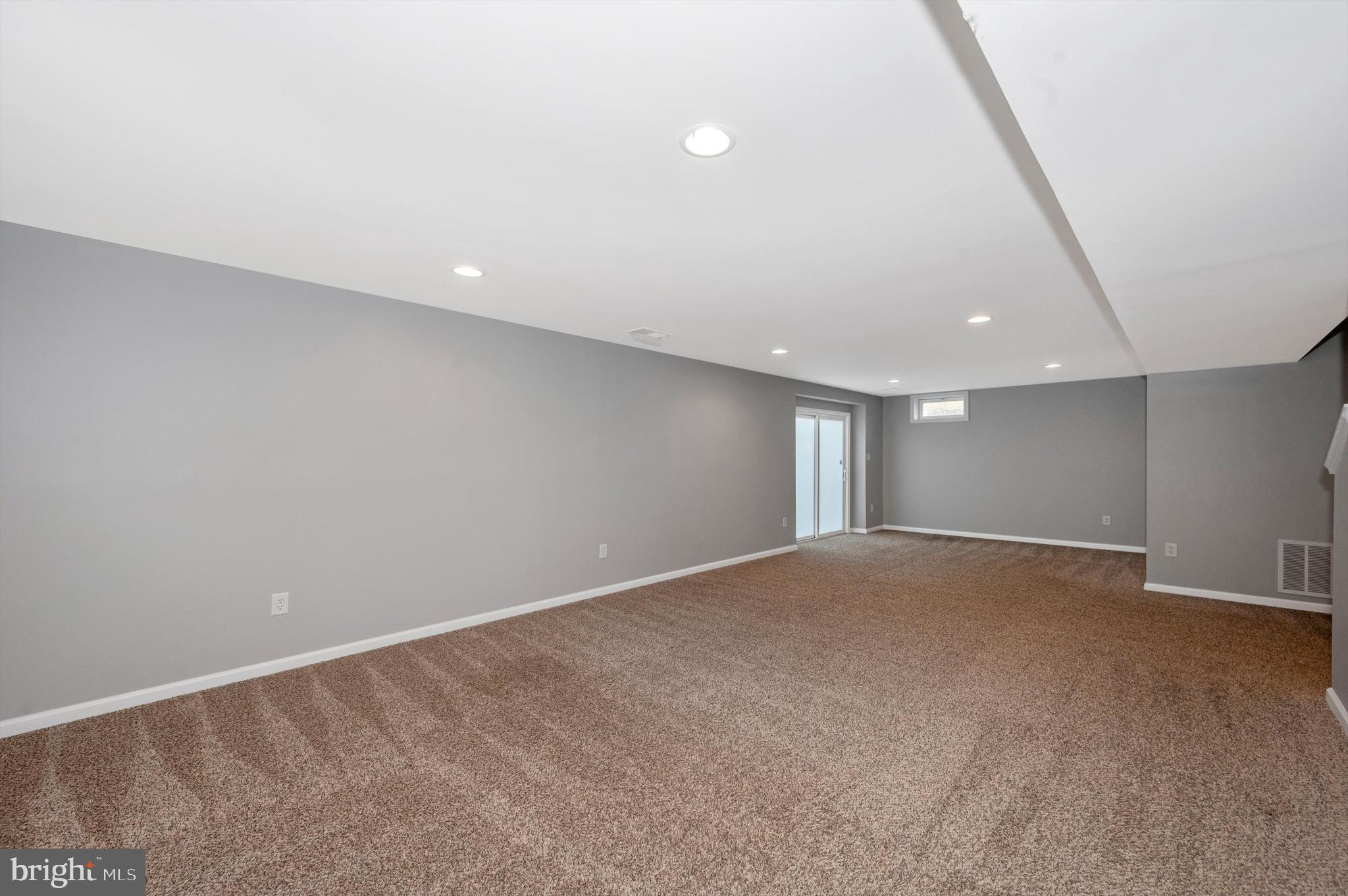 DEMORY FARM - Residential