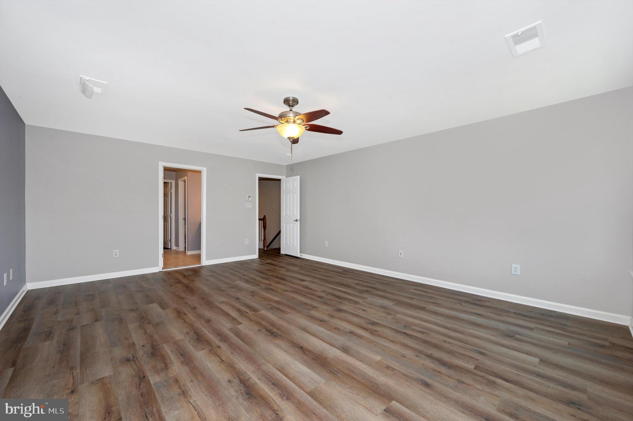 DEMORY FARM - Residential