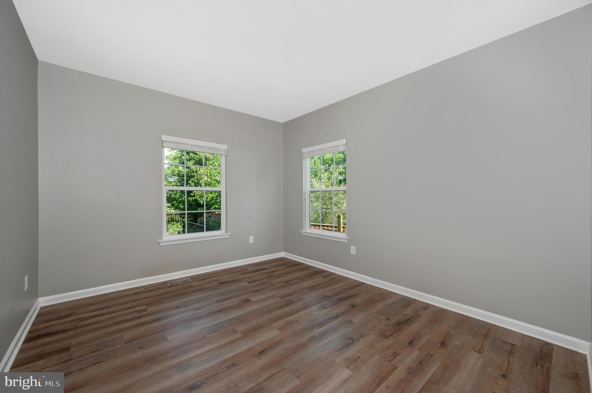 DEMORY FARM - Residential