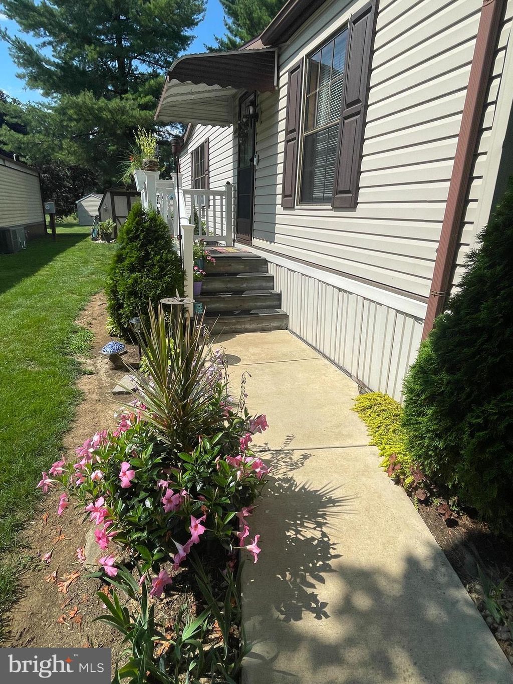 Photo of 731 FALLON DR, LANCASTER, PA 17601 (MLS # PALA2038170)